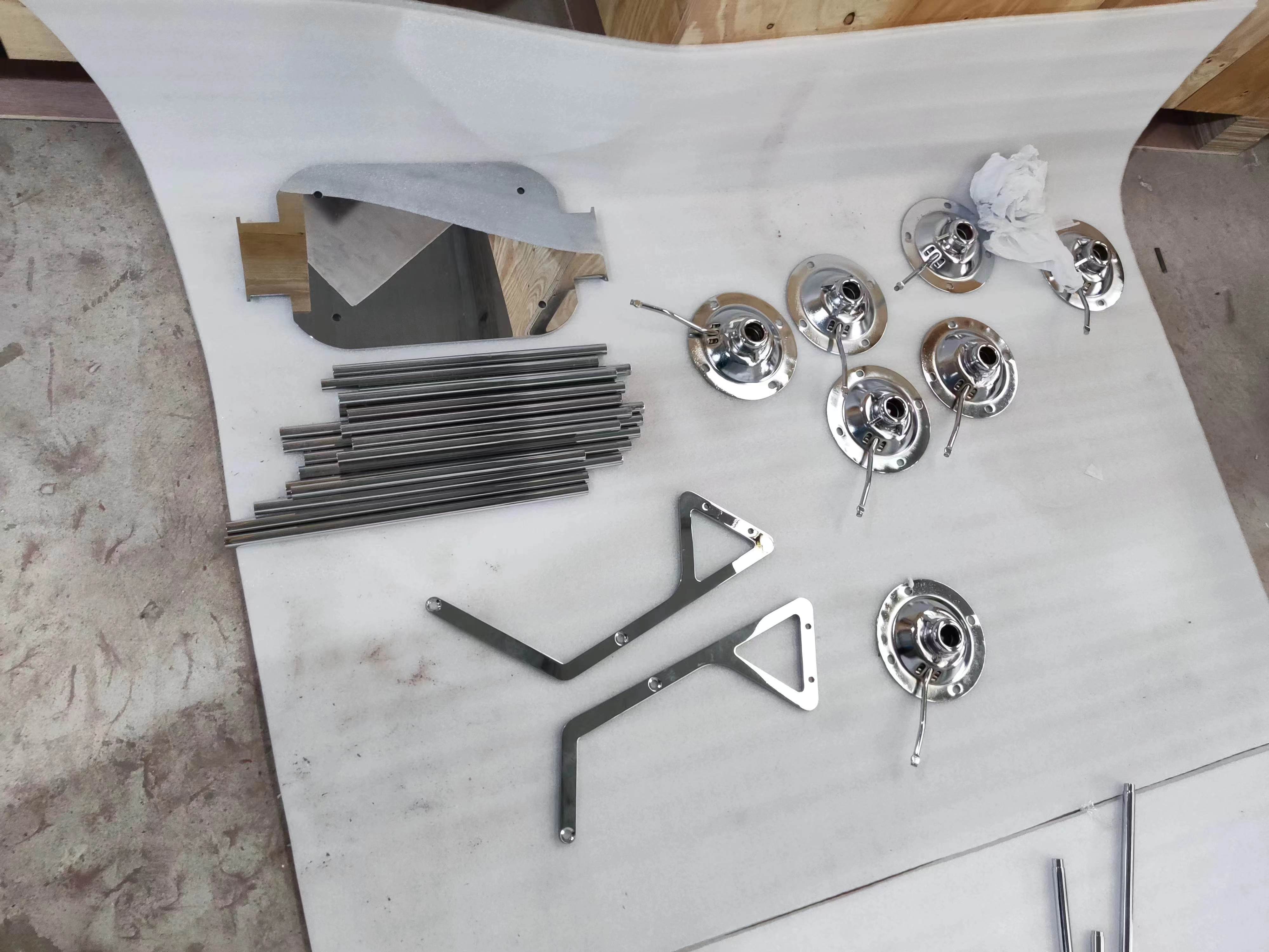 寻找镀铬镀得好一点的厂商，量不算多