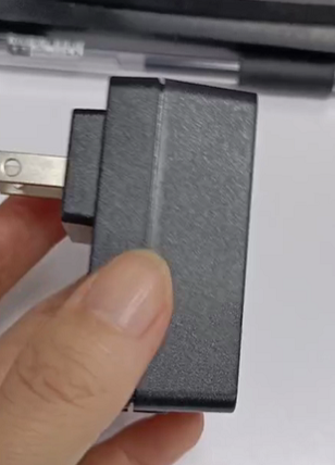 寻找东莞凤岗或附近地区塑胶壳喷油加工厂，量目前还不定