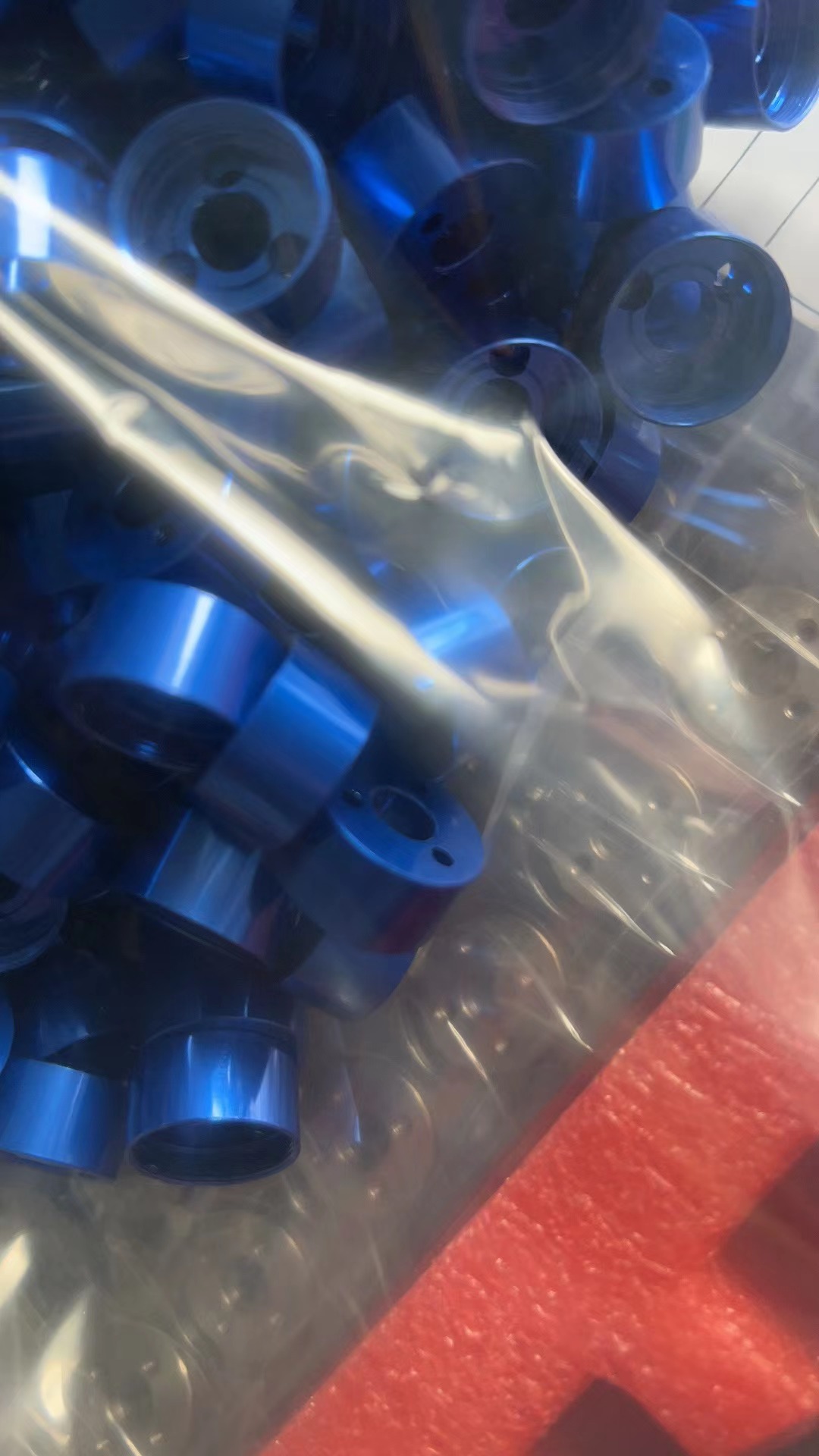 喷粉外发加工，前期先打样，打样几十件，后需量蛮大的