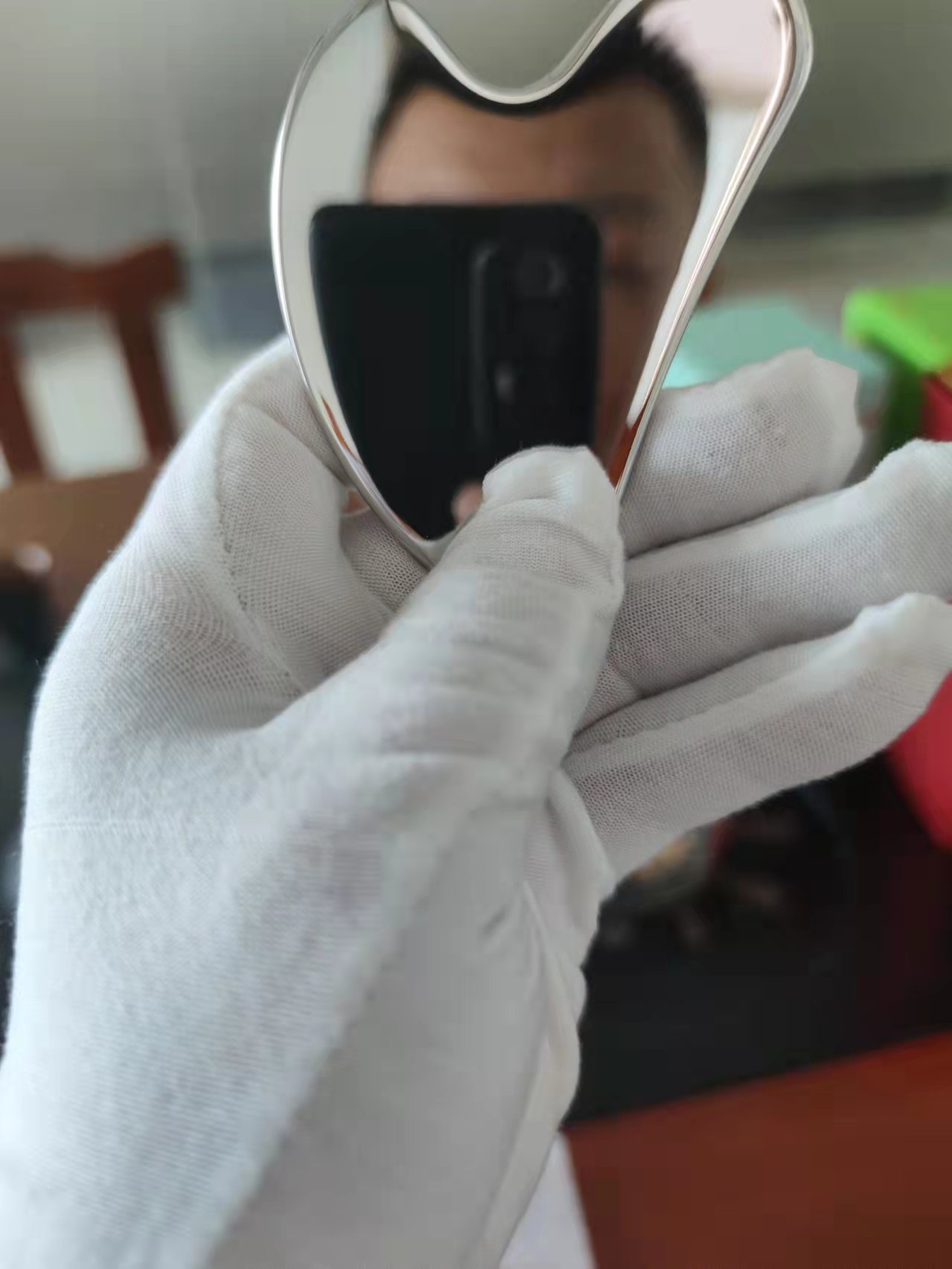 急需不锈钢镜面抛光的加工厂，目前有四万件