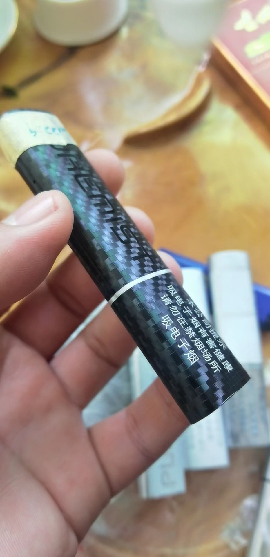 寻有能做碳纤维纹路表面处理的加工厂，目前订单有40万件