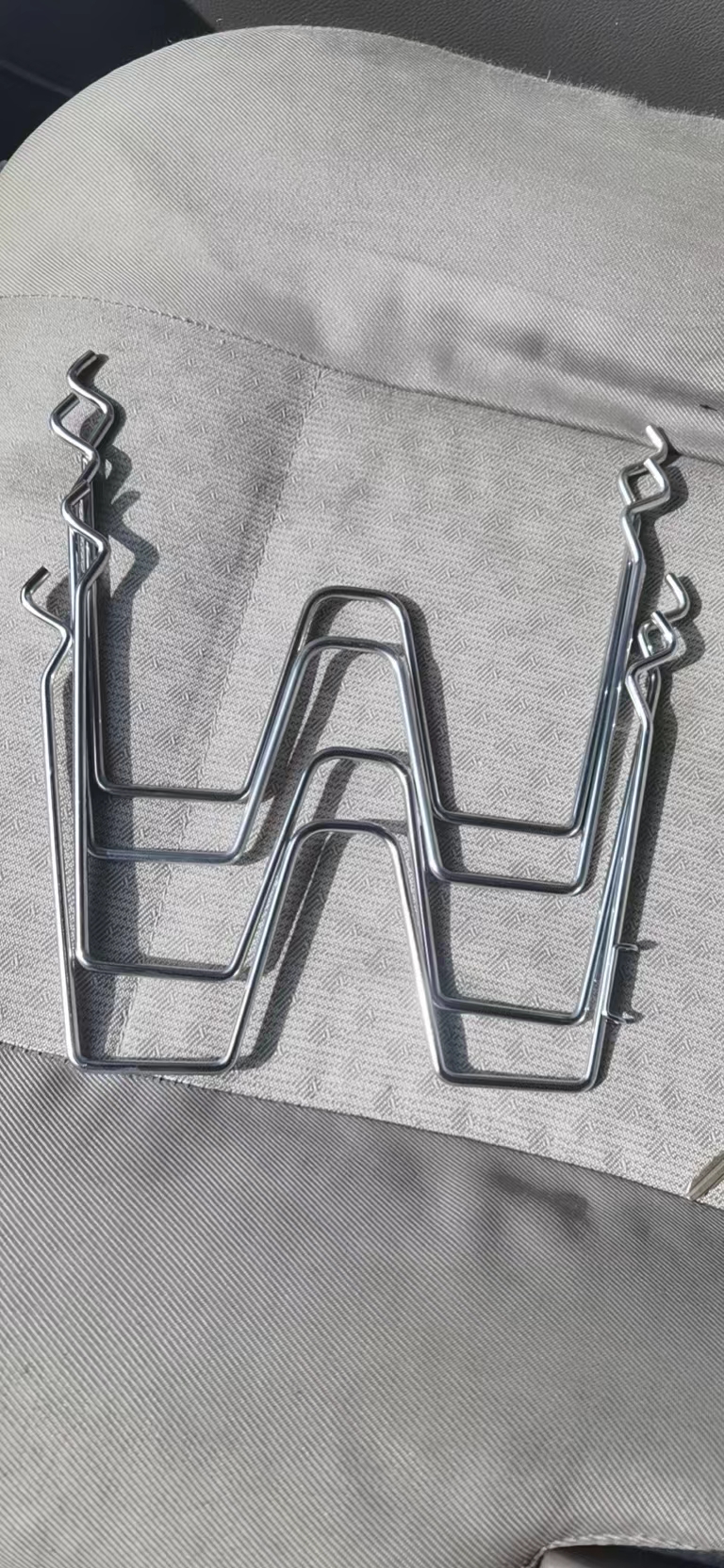 不锈钢工件清洗外发加工的，目前有6000件