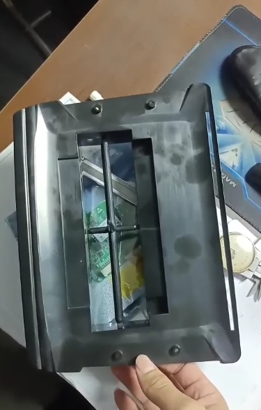 寻大岭山周边喷油的加工厂，目前每月有三千件左右