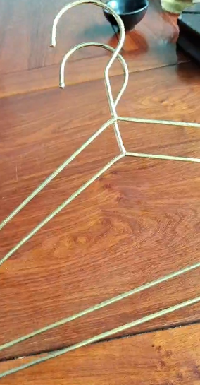 寻找水镀青铜的电镀厂，量有几百万件，底材是铁的