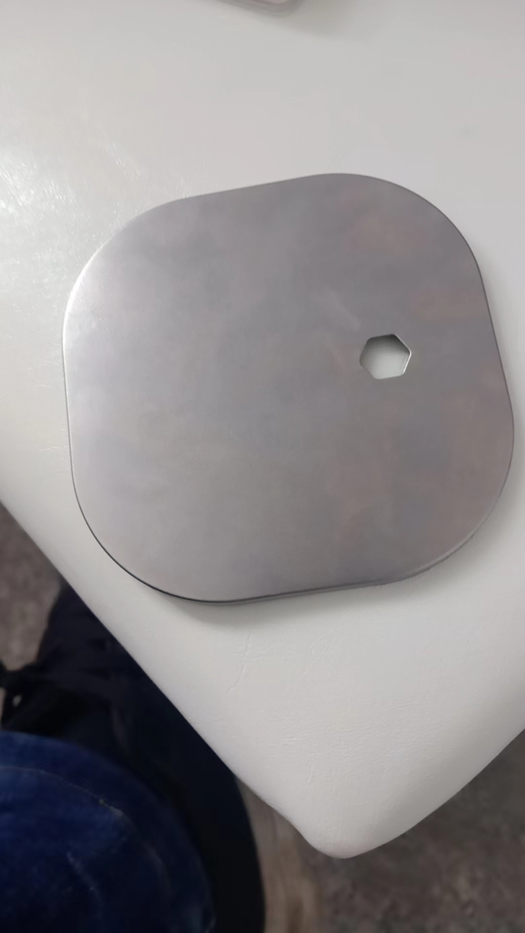 寻找东莞桥头或附近地区喷油加工厂，目前刚开始不是很多