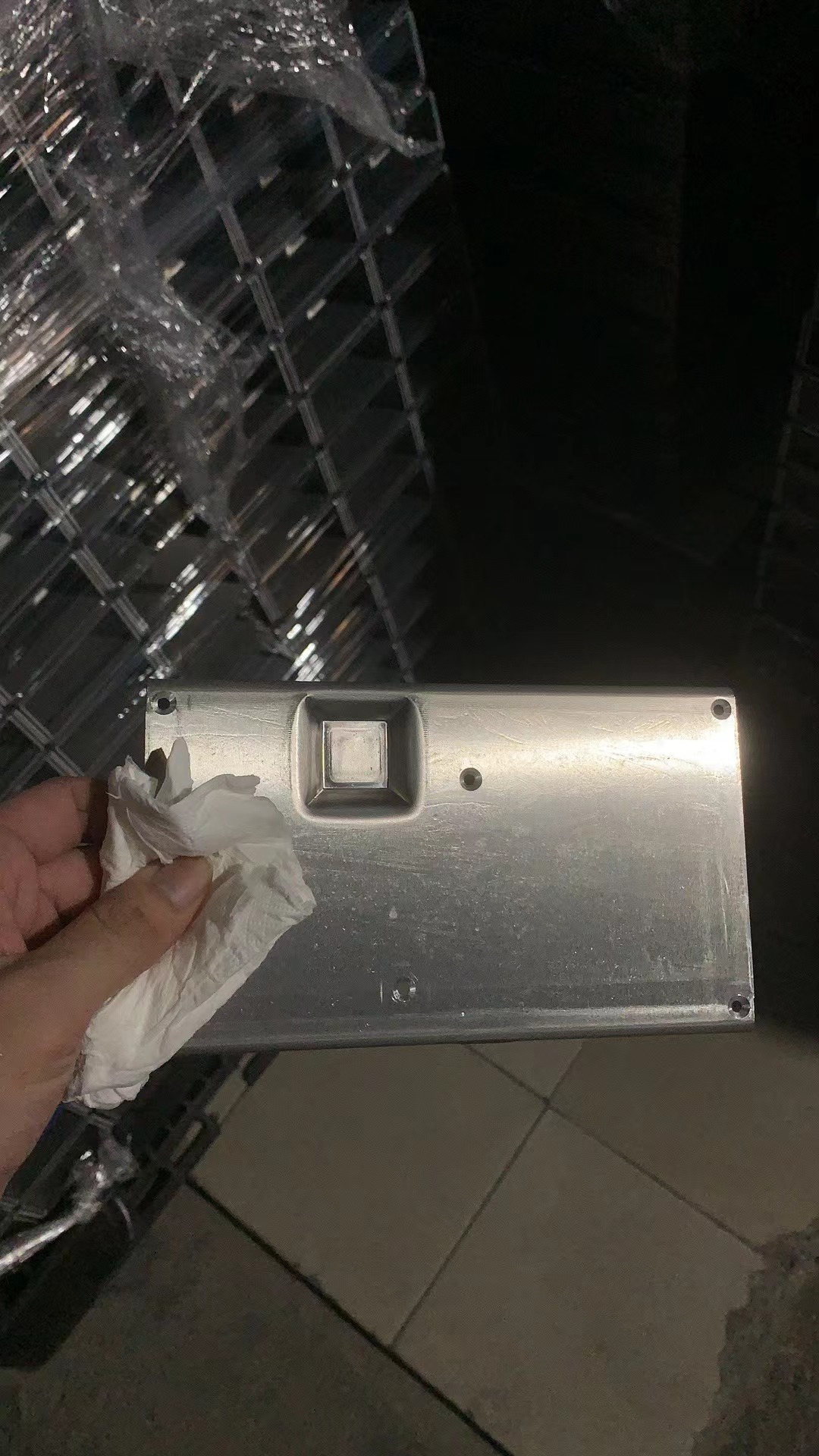 寻超声波清洗五金产品的清洗加工，目前手上有五六千多件