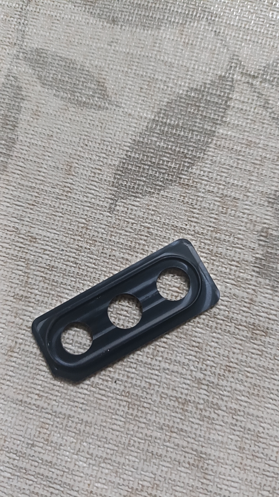 找长期合作三头精雕机的加工厂，月需求2万件