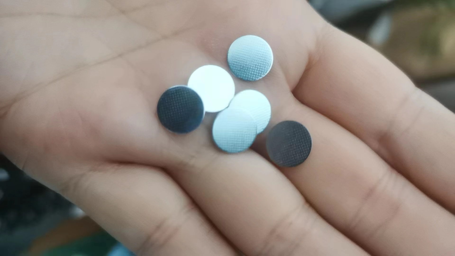 滚镀黑镍外发加工，月需求3-5吨的需求量