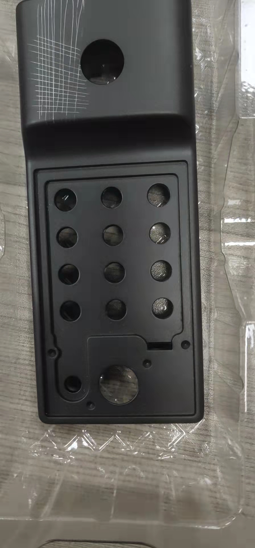 寻找东莞东坑附近铝合金打磨电镀+拉丝过透明油供应商