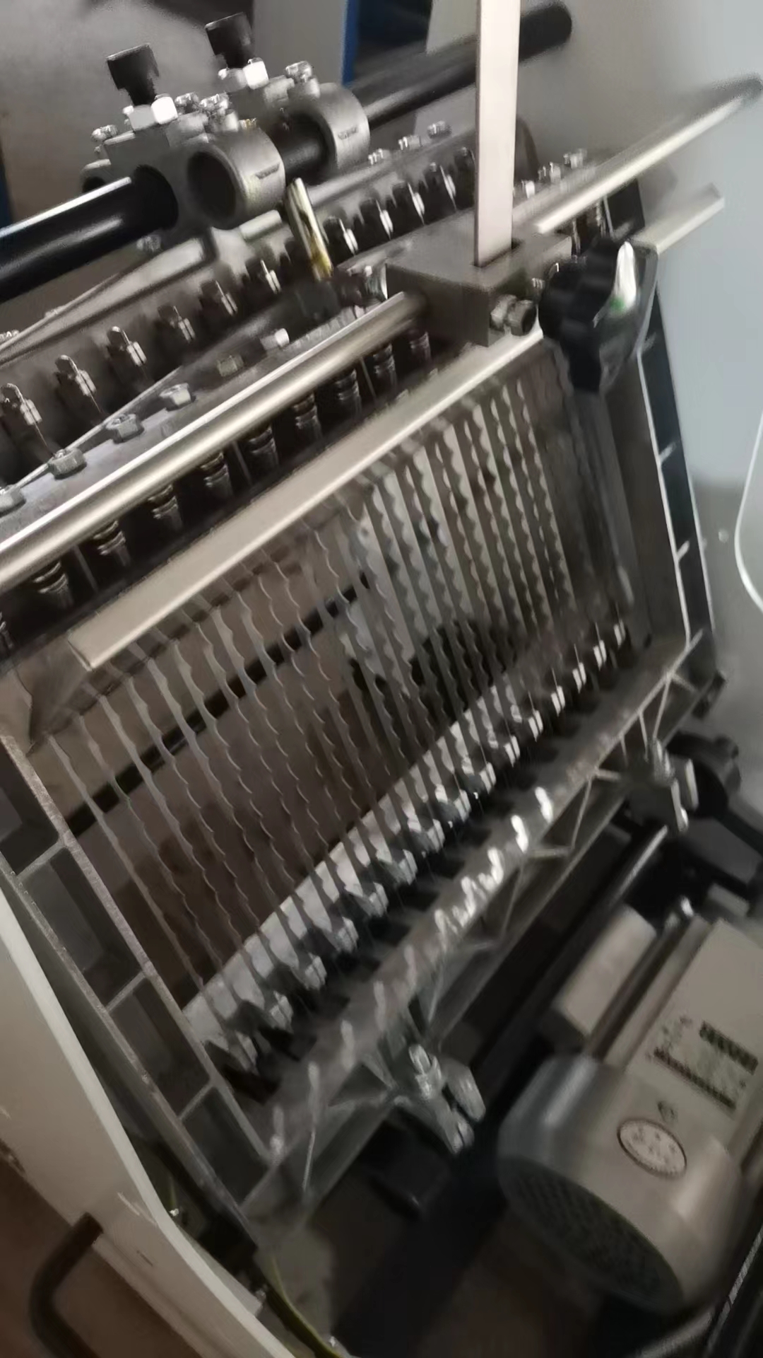 求购全新的自动抛光机，目前要几台还不确定