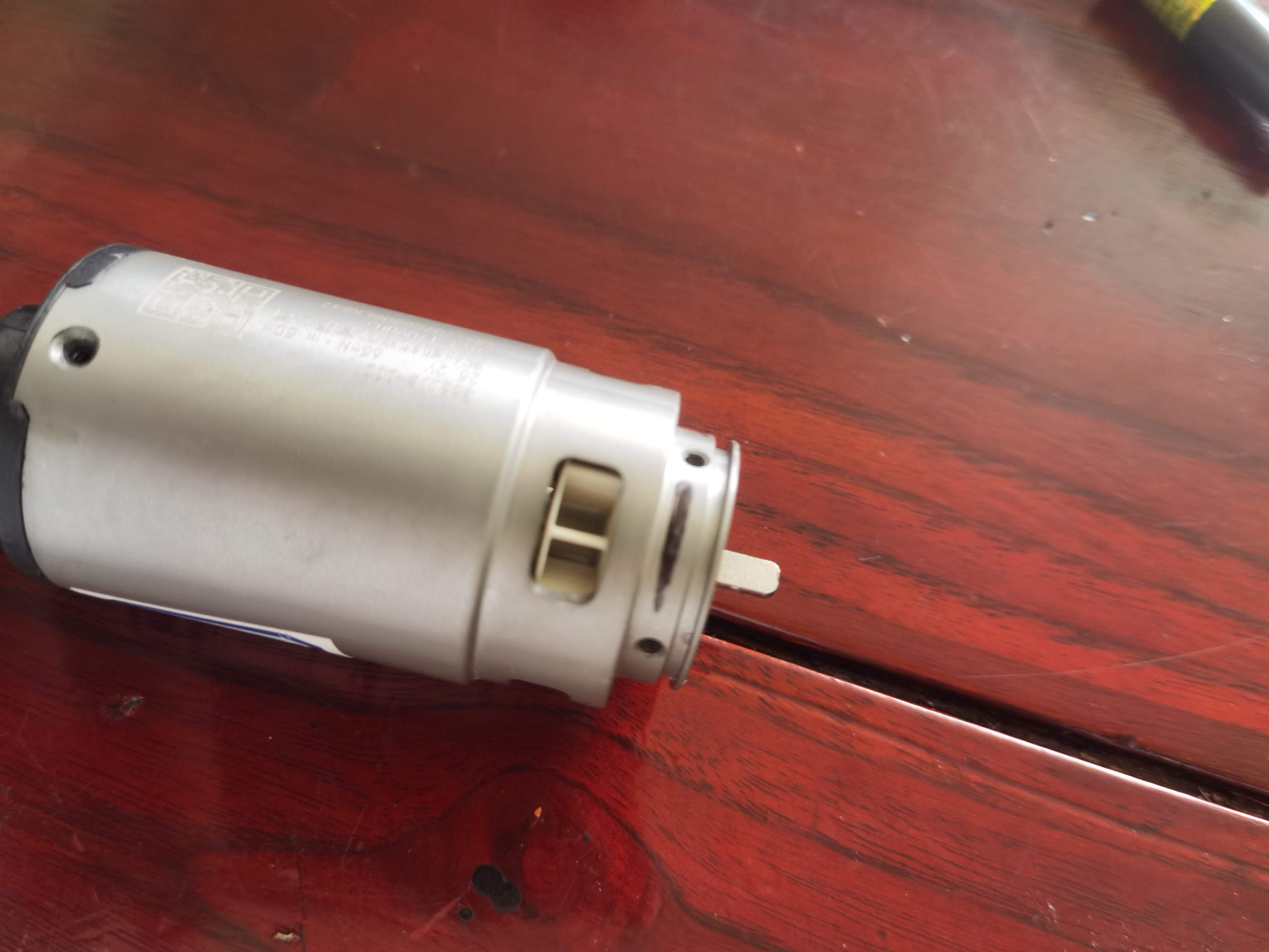 寻：ADC12材质硬质氧化加工厂，数量一个月10万个