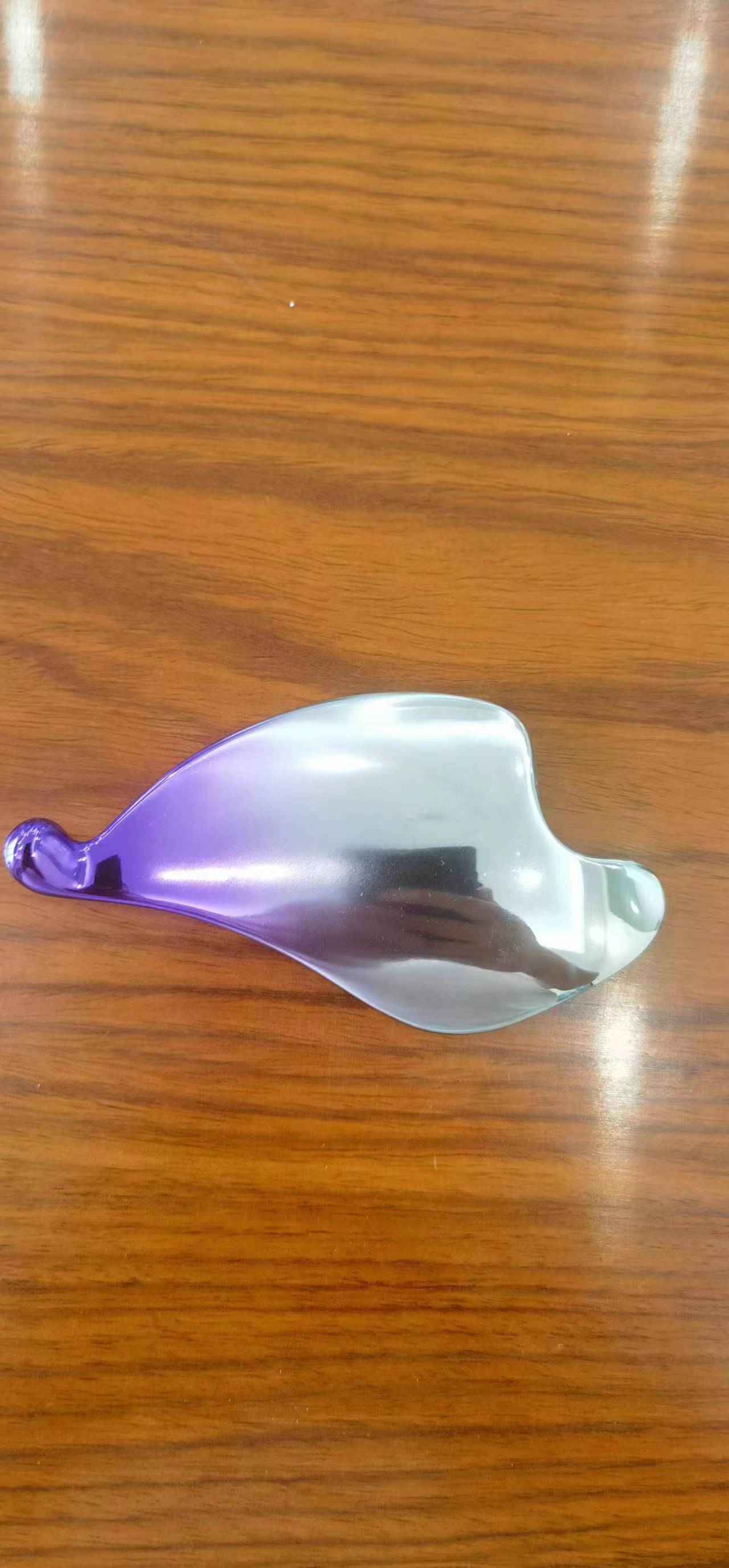 寻真空镀或者喷涂的表面处理加工厂，目前订单有十几万件