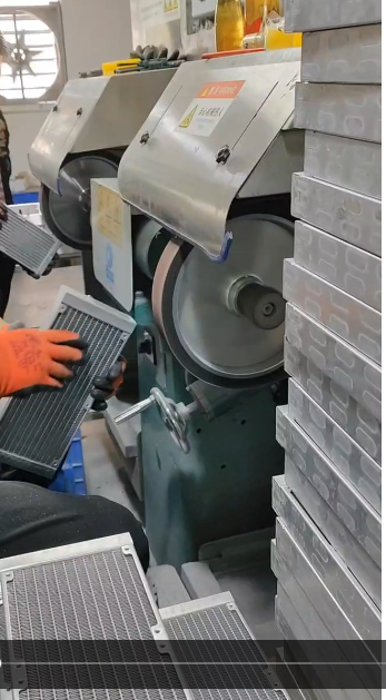 寻求抛光打磨的加工团队，平均一个月七八万件