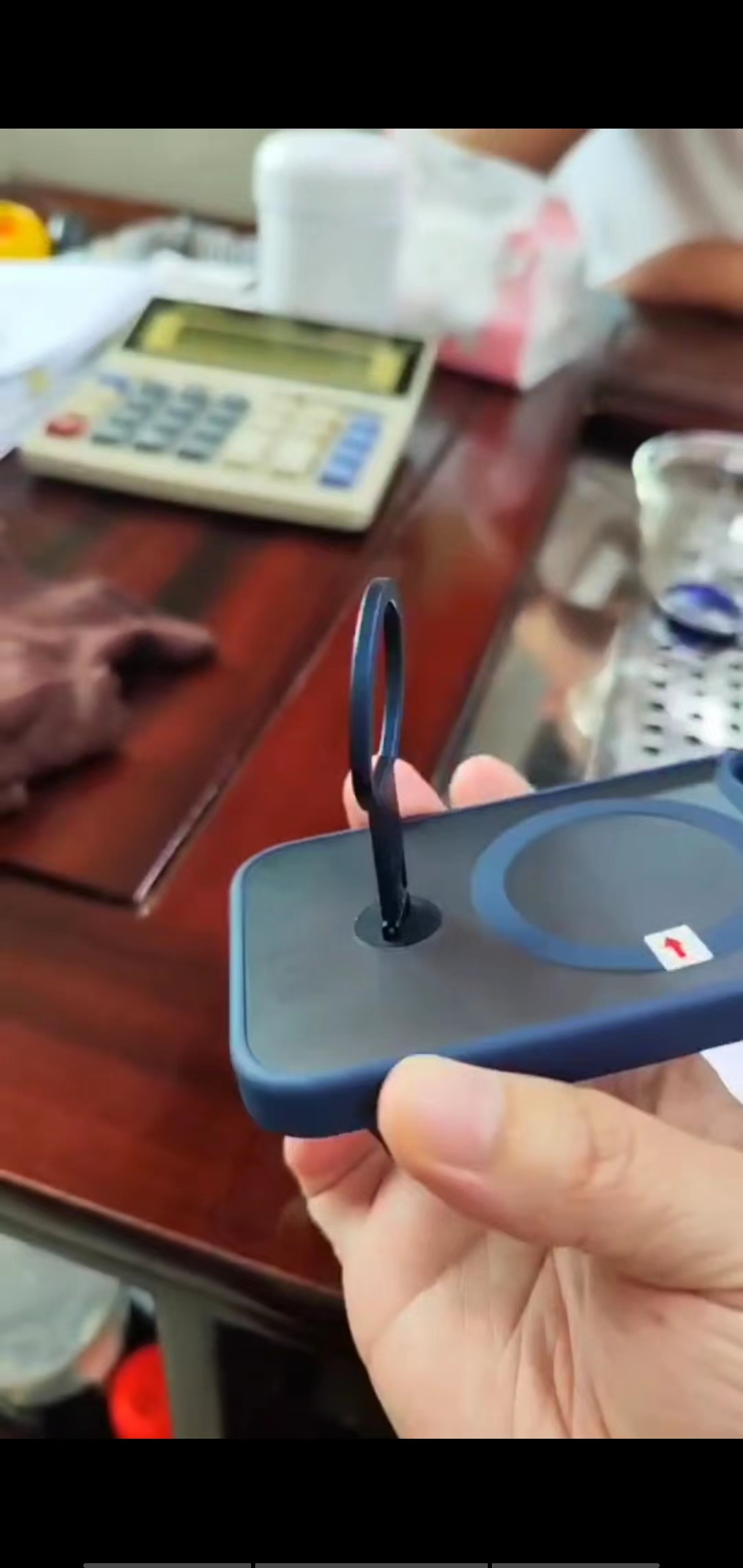 寻有做支架（手机护套指环支架）的加工厂，量大