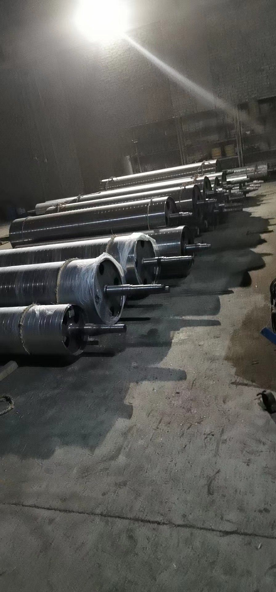 寻找山东德州或沧州附近地区镀硬铬电镀厂，现金单