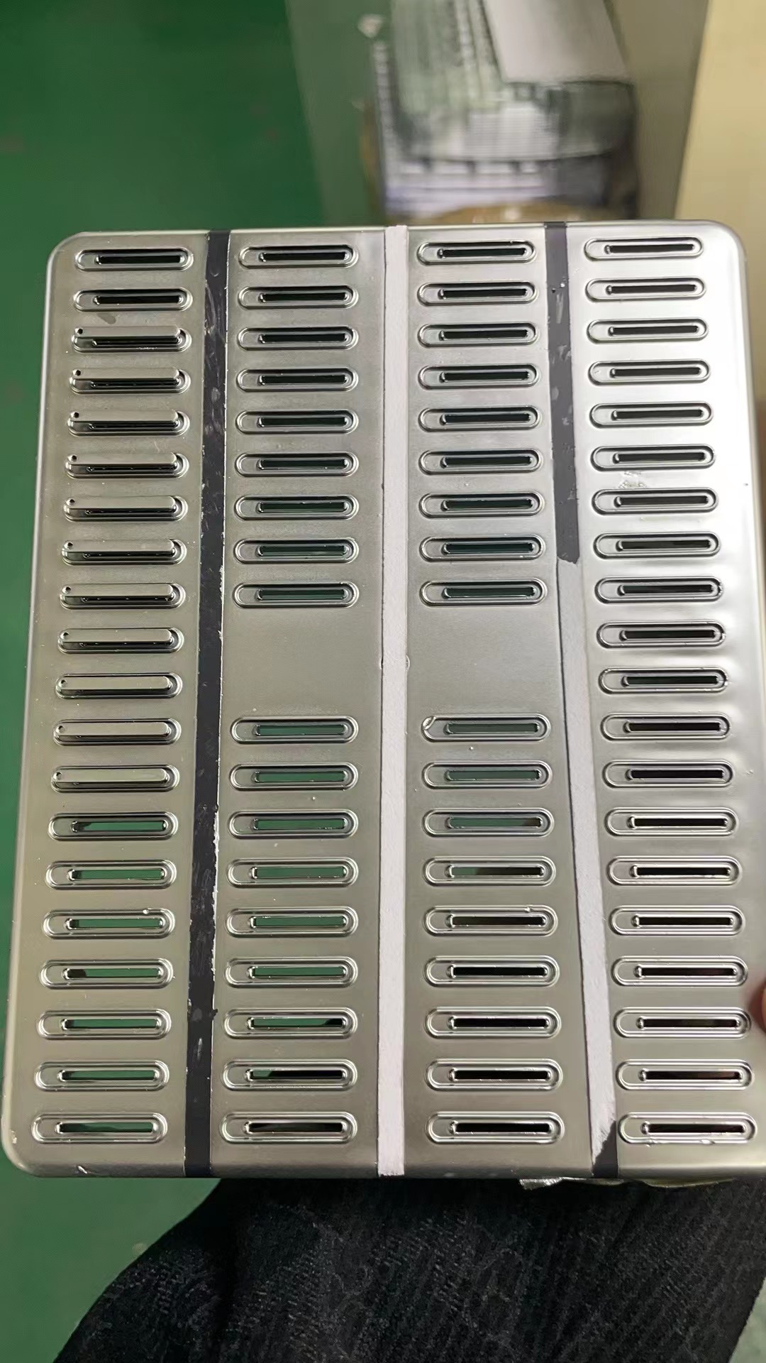 寻可做塑胶件真空镀电镀加工厂，一个月有十几万件