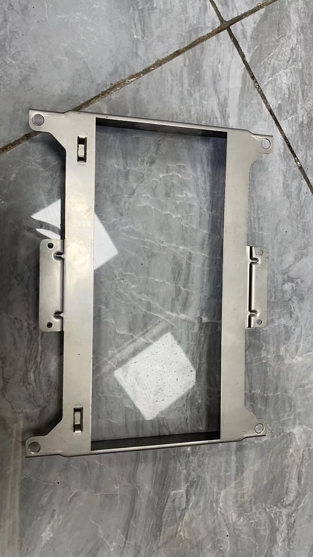 寻求挂镀化学镍合作的加工厂，目前手上有1500件