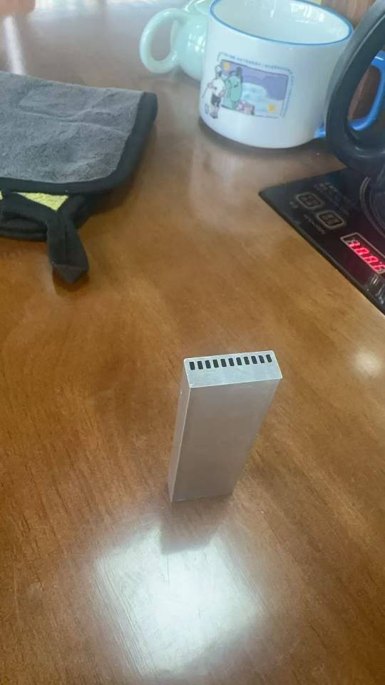 寻能加工如图产品的加工厂，量有3万件，如图，紫铜材料