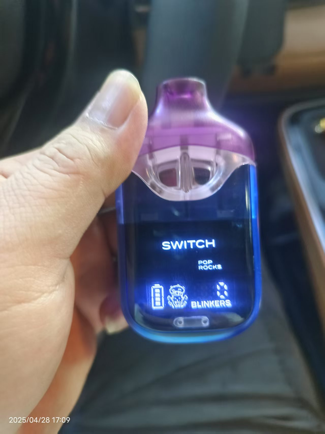 寻能做如图电子yan产品的加工厂，量有5万个，如图，要做的跟图片一样的