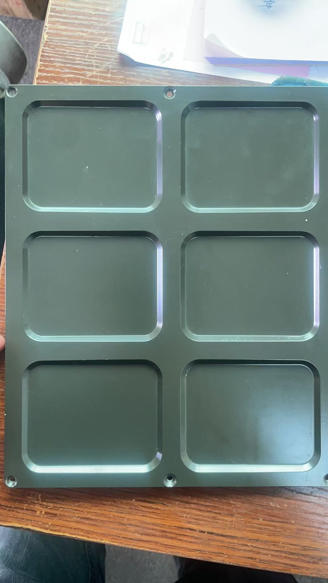 寻求喷粉合作加工厂，打样OK月需求200~300套，一套五个款，目前是要先打样