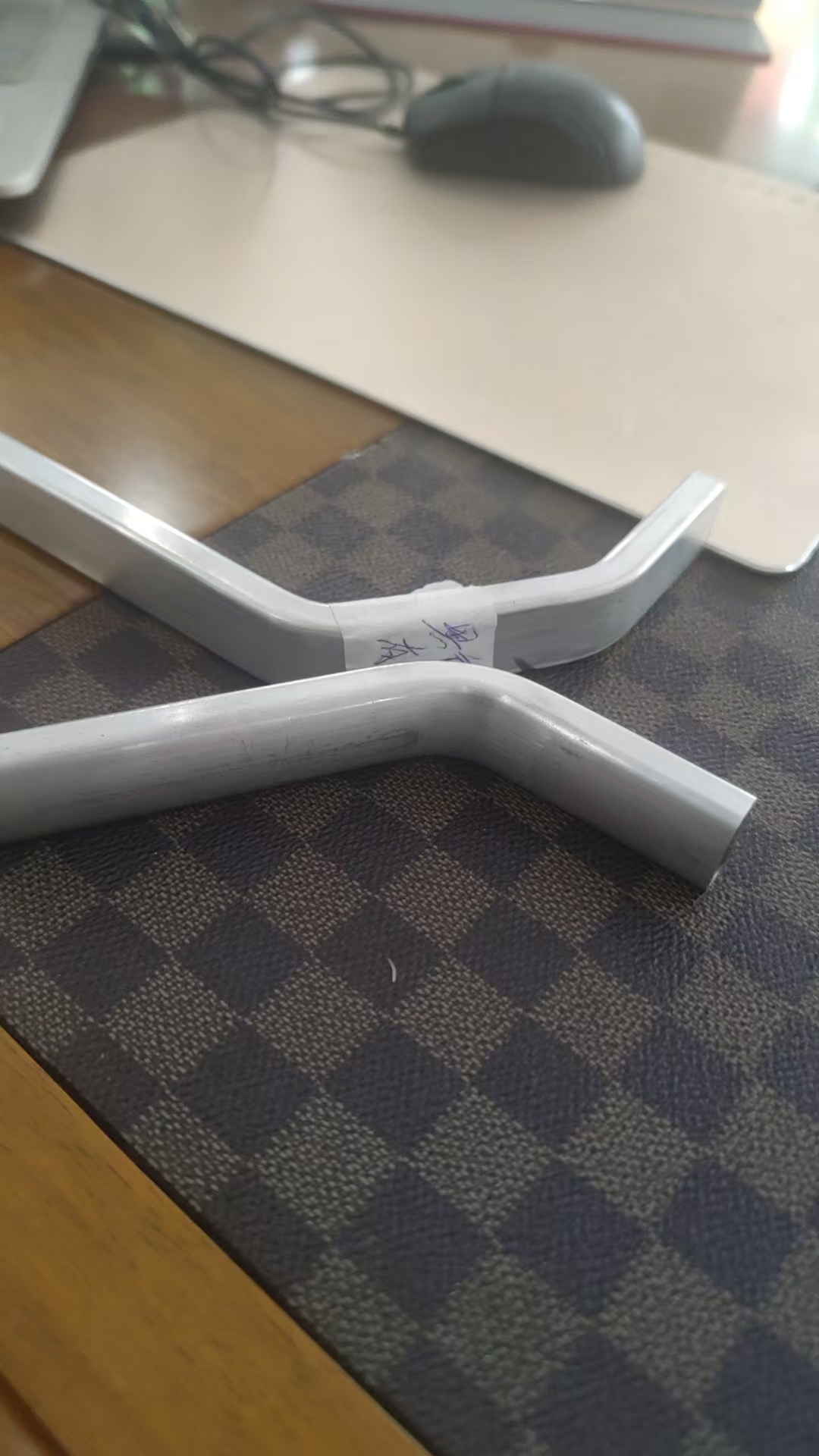 寻求做弯管铝管的加工厂，每个月几十万件，数量是比较OK的，材质是6063的，如图，弯管加