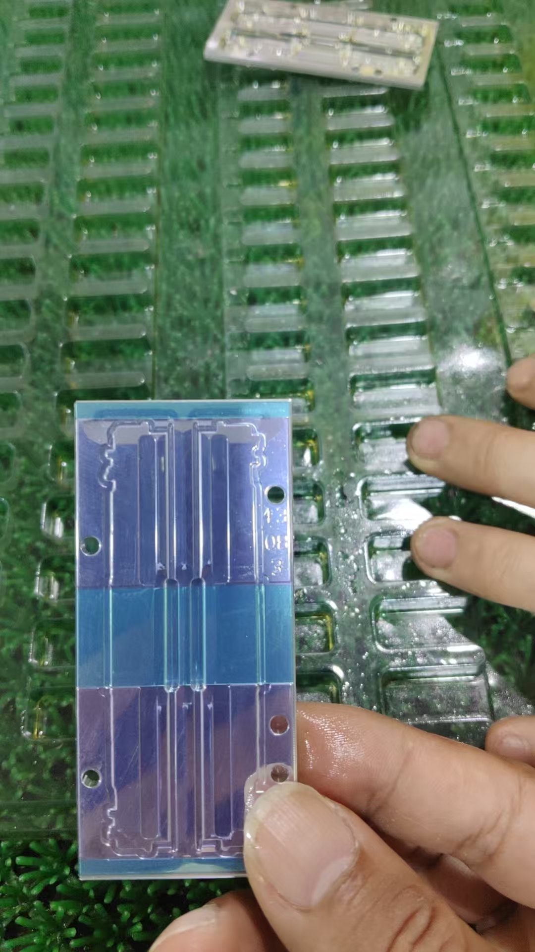 急需寻在大亚湾周边平磨的加工厂，每天5000件，材质是铝的，如图