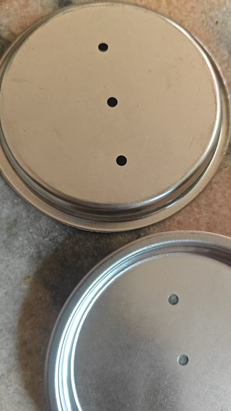 寻有做五金冲压加工厂，量还可以，忙的时候一个月三十万件，如