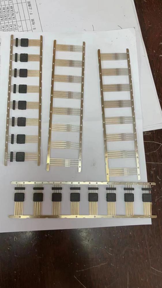 寻能做连续镀的电镀加工厂，每个月暂时有50k的量