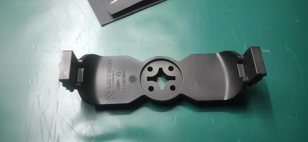 寻东莞清溪周边脱漆加工厂，目前我司一批大概几百件的产品要脱漆