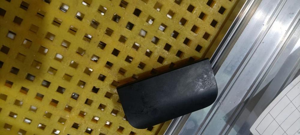 寻找佛山南海或附近地区电泳黑色加工厂，量每月有2-3万件